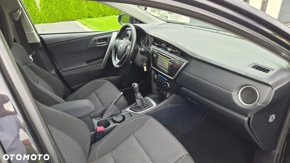 Toyota Auris 1.6 Valvematic Edition - 14