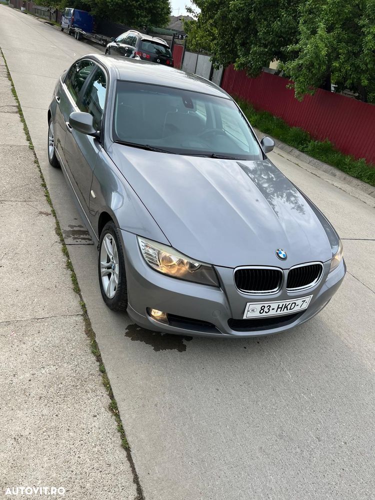 BMW Seria 3 318d - 12