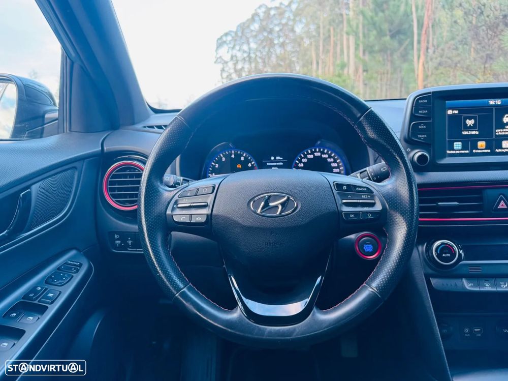 Hyundai Kauai 1.0 T-GDi Premium Pele/Tec.Vermelho - 30