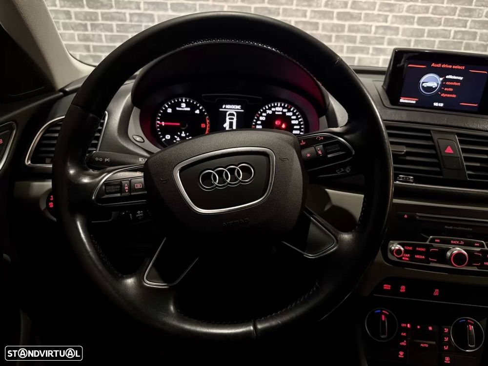 Audi Q3 2.0 TDI Sport - 14