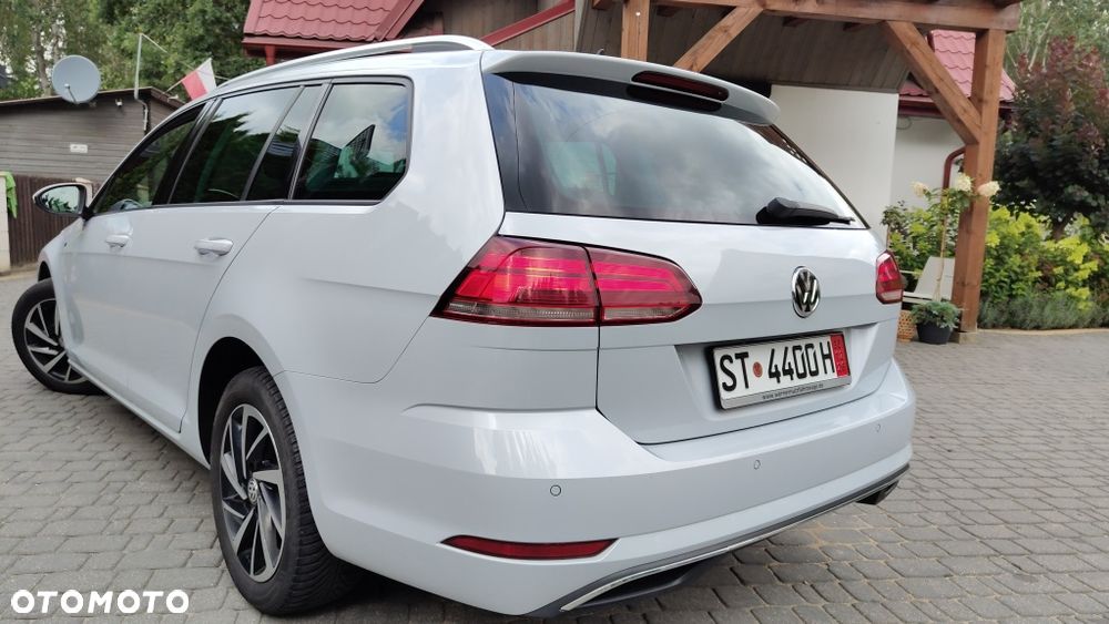 Volkswagen Golf - 4