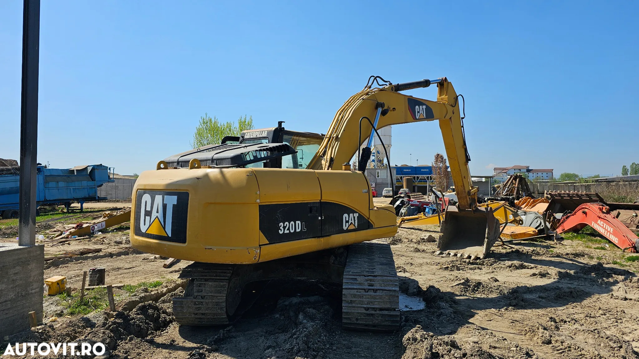 Caterpillar CAT 320 DL Excavator pe șenile - 3