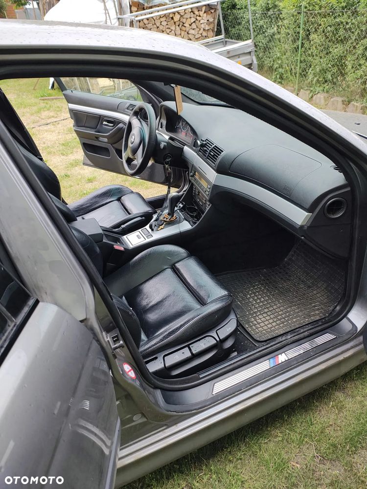BMW Seria 5 - 16