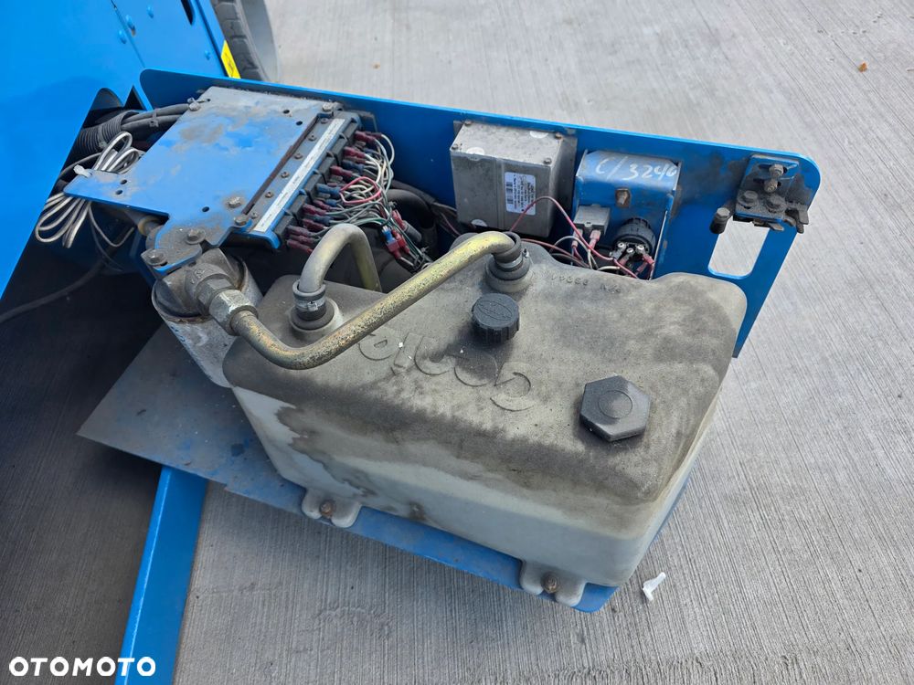 Genie GS-3246 - 12
