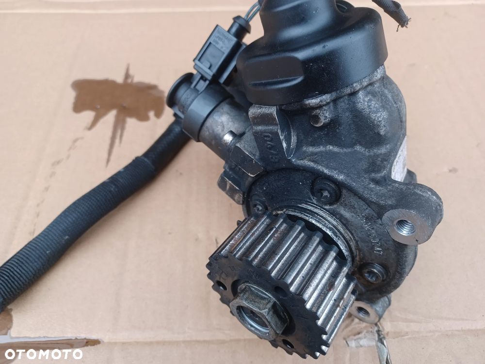 POMPA WTRYSKOWA VW 1.6 TDI 0445010537 - 3