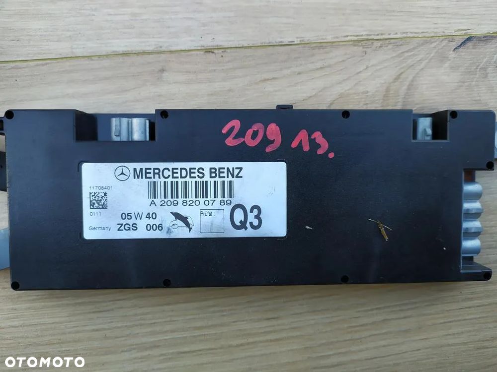MERCEDES W209 CLK CABRIO MODUŁ WZMACNIACZ ANTENY A2098200789 A2098205789 - 3