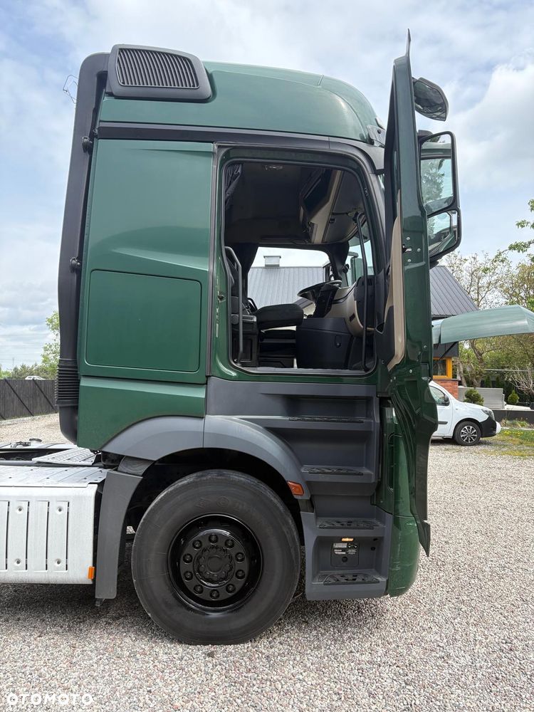 Mercedes-Benz Actros 1845 - 9