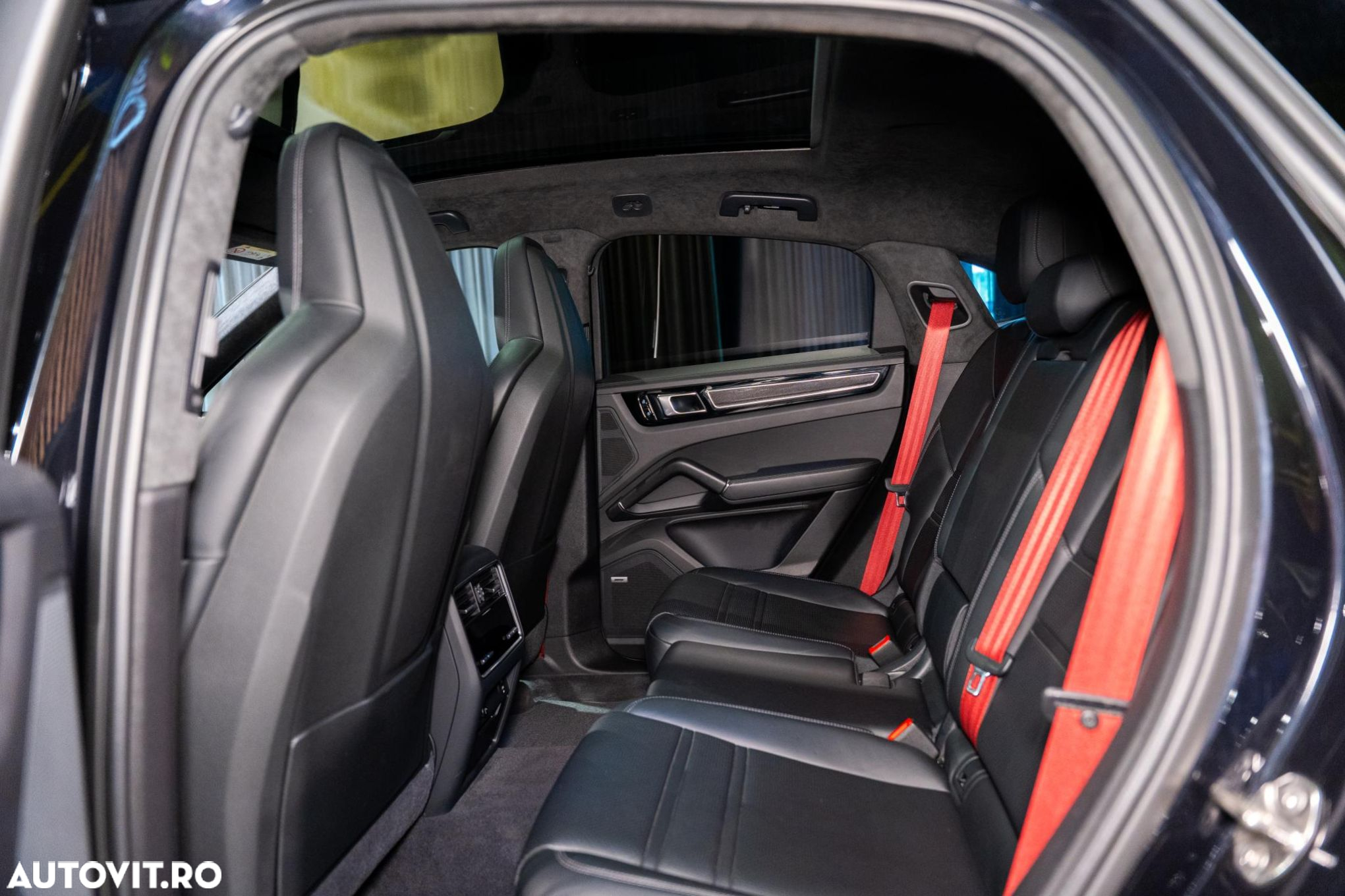 Porsche Cayenne Coupe - 6