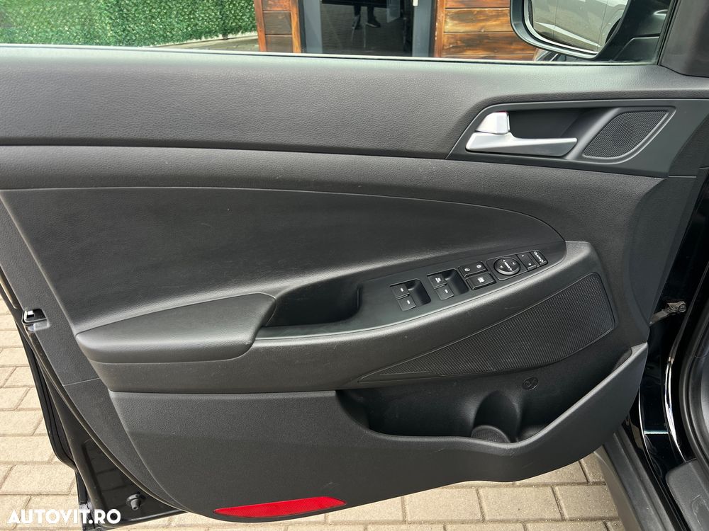 Hyundai Tucson blue 1.7 CRDi 2WD DCT Premium - 17