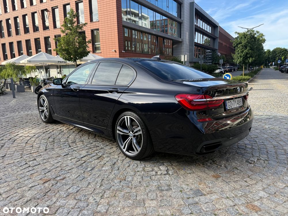 BMW Seria 7 750d xDrive sport - 3