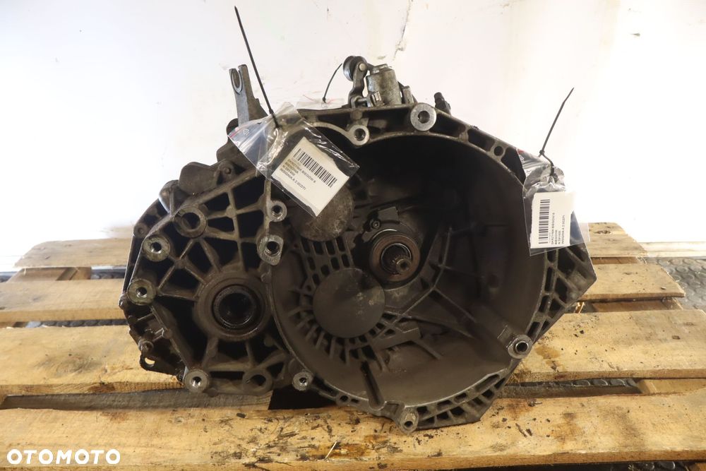 SKRZYNIA BIEGÓW 6 BIEGOWA INSIGNIA A 2.0CDTI - 1