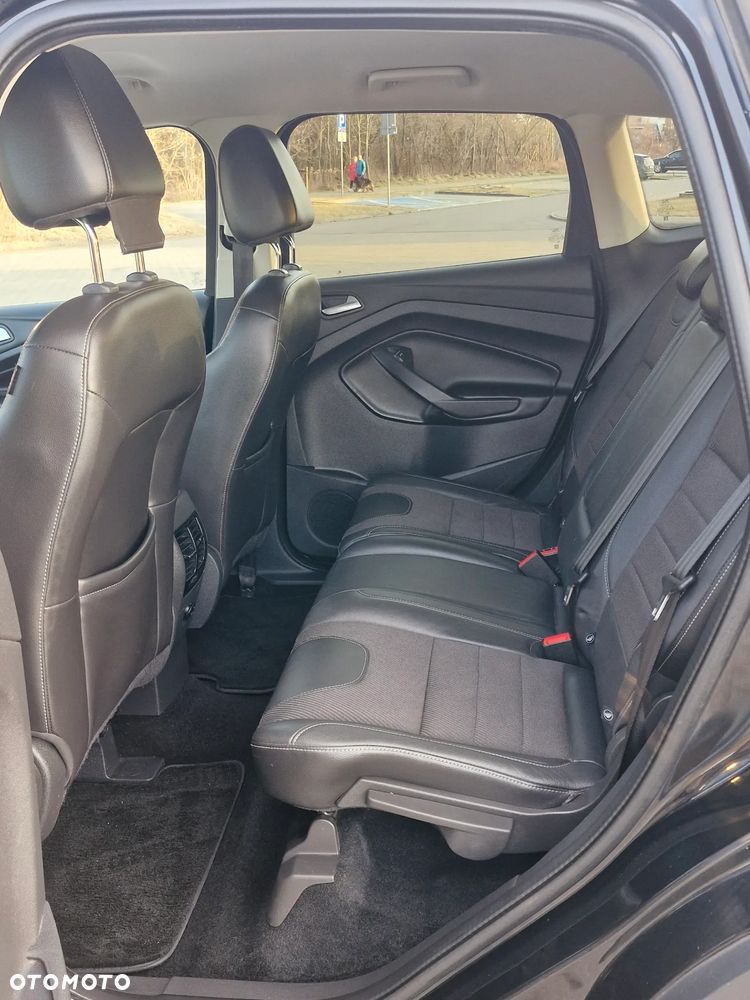 Ford Kuga 2.0 TDCi 4x4 Titanium - 17