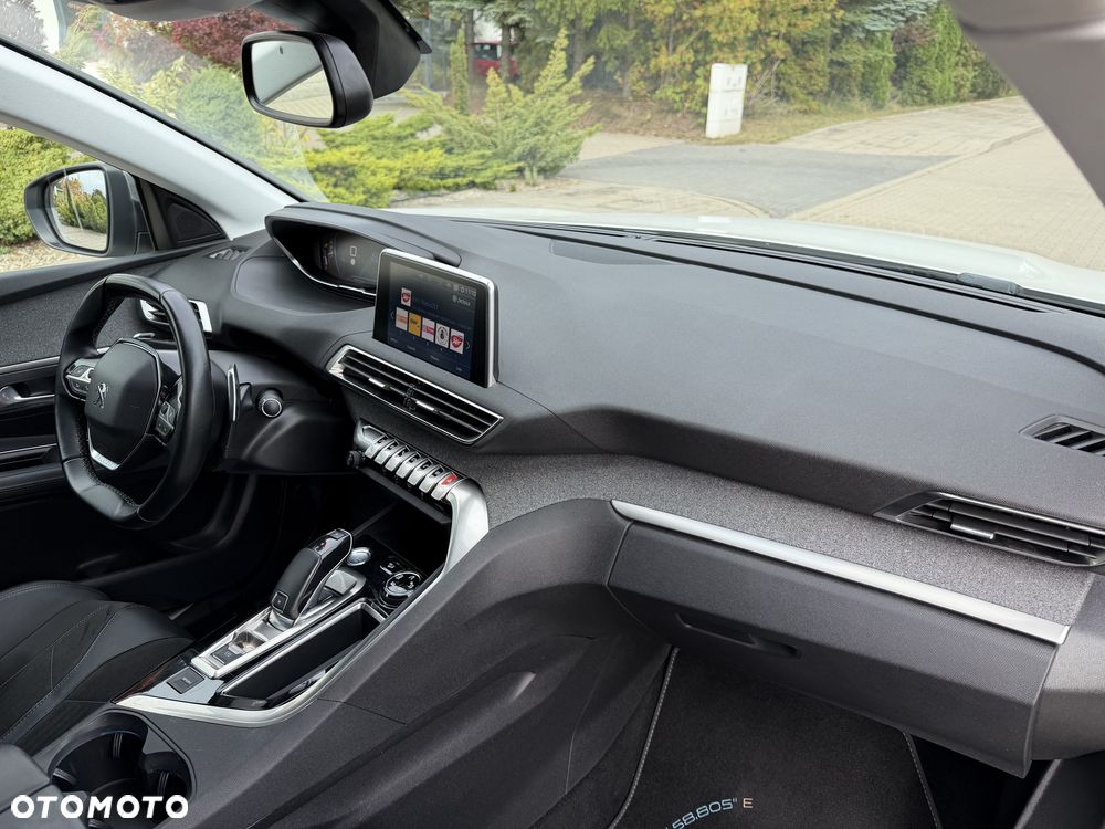 Peugeot 3008 PureTech 130 Stop & Start GPF EAT8 Crossway - 29
