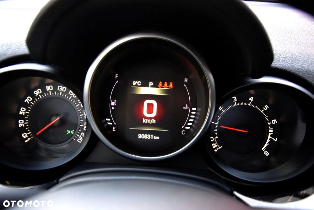 Fiat 500X 1.4 MultiAir Lounge DDCT - 31