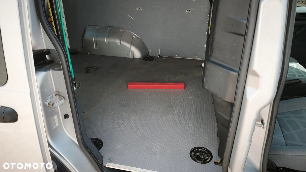 Ford Connect - 21