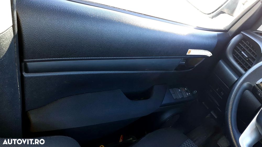 Toyota Hilux - 15