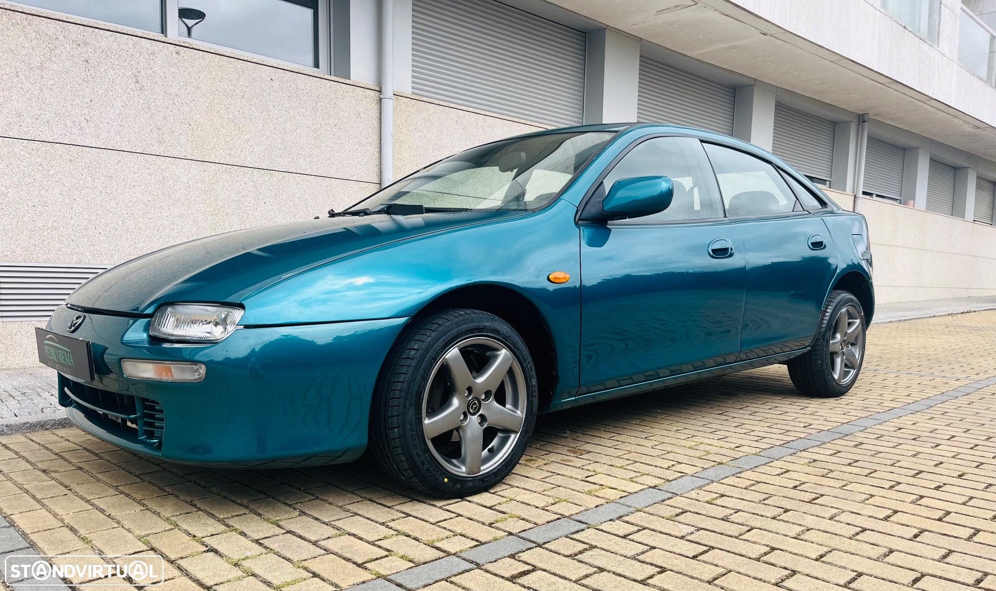 Mazda 323 F 1.5 - 11