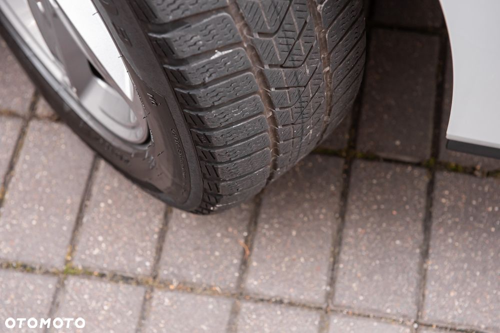 Ford Focus 1.5 EcoBlue Start-Stopp-System TITANIUM - 35