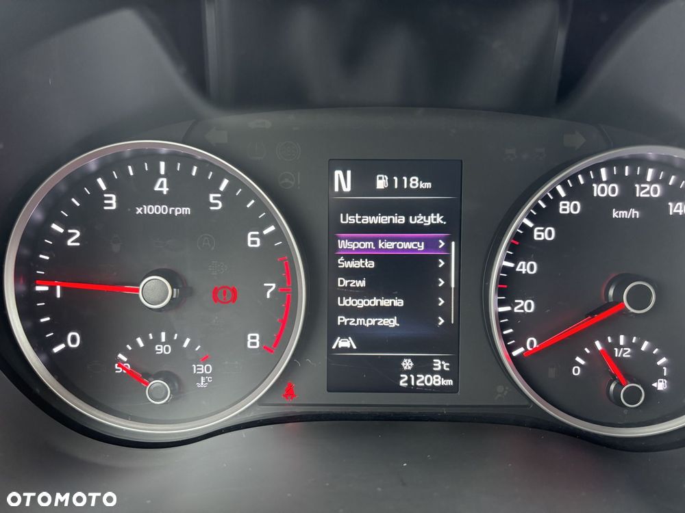 Kia Stonic 1.0 T-GDI MHEV L - 24