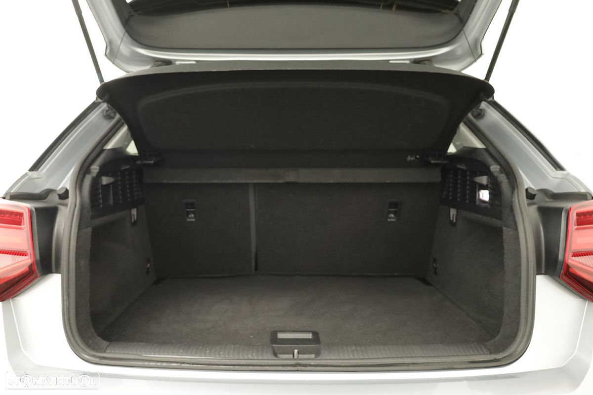 Audi Q2 1.6 TDI Design - 22