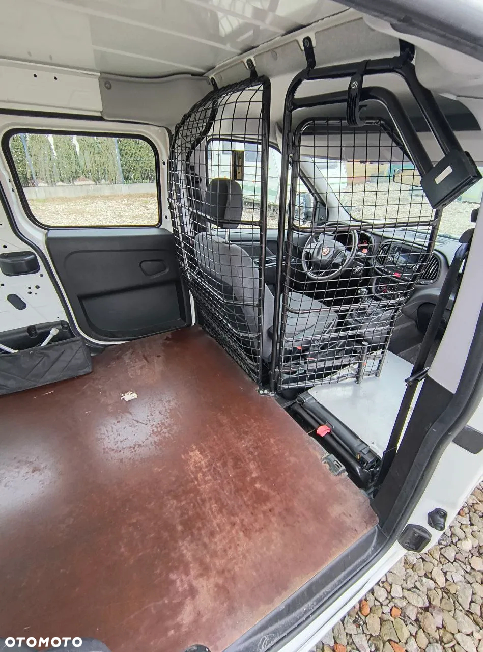Fiat Doblo Cargo MAXI - 22