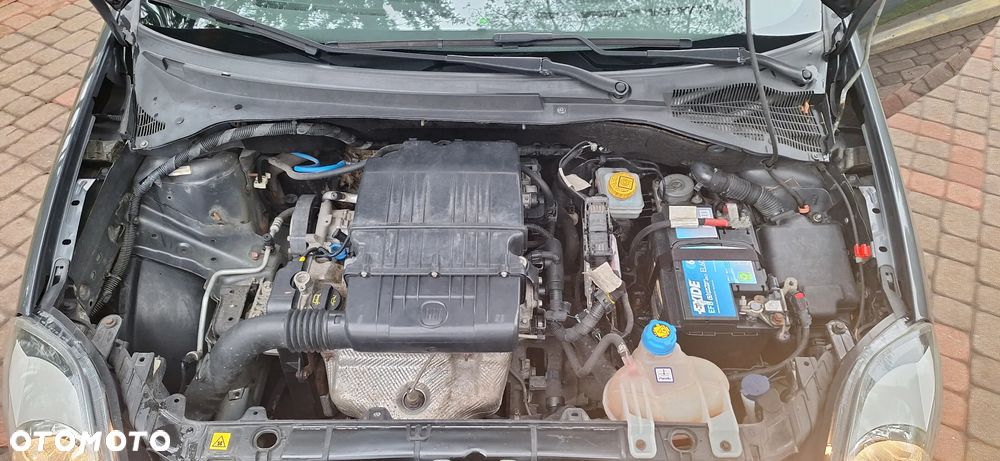 Fiat Punto 1.4 Easy Pakiet Easy Plus S&S - 9