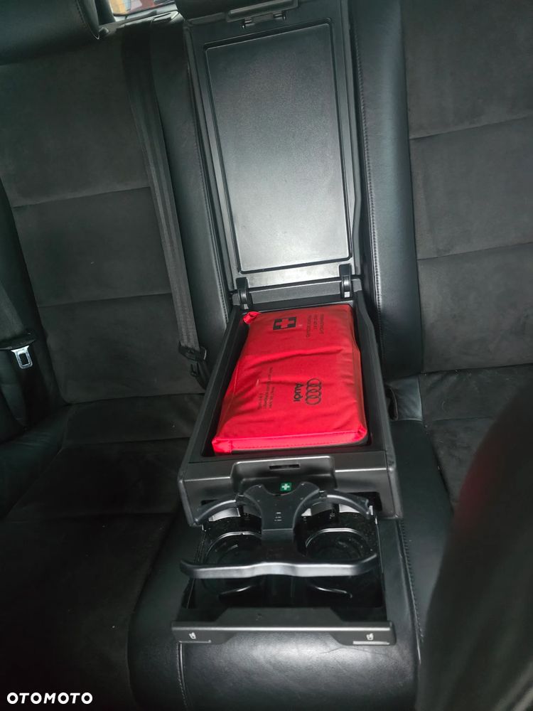 Audi A4 Avant 1.8T - 22