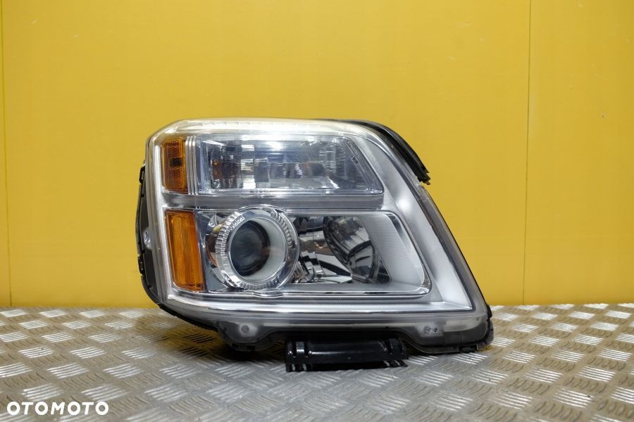 GMC TERRAIN 2010- REFLEKTOR LAMPA ZWYKŁA SOCZEWKOWA PRAWA 5PIN USA - 1