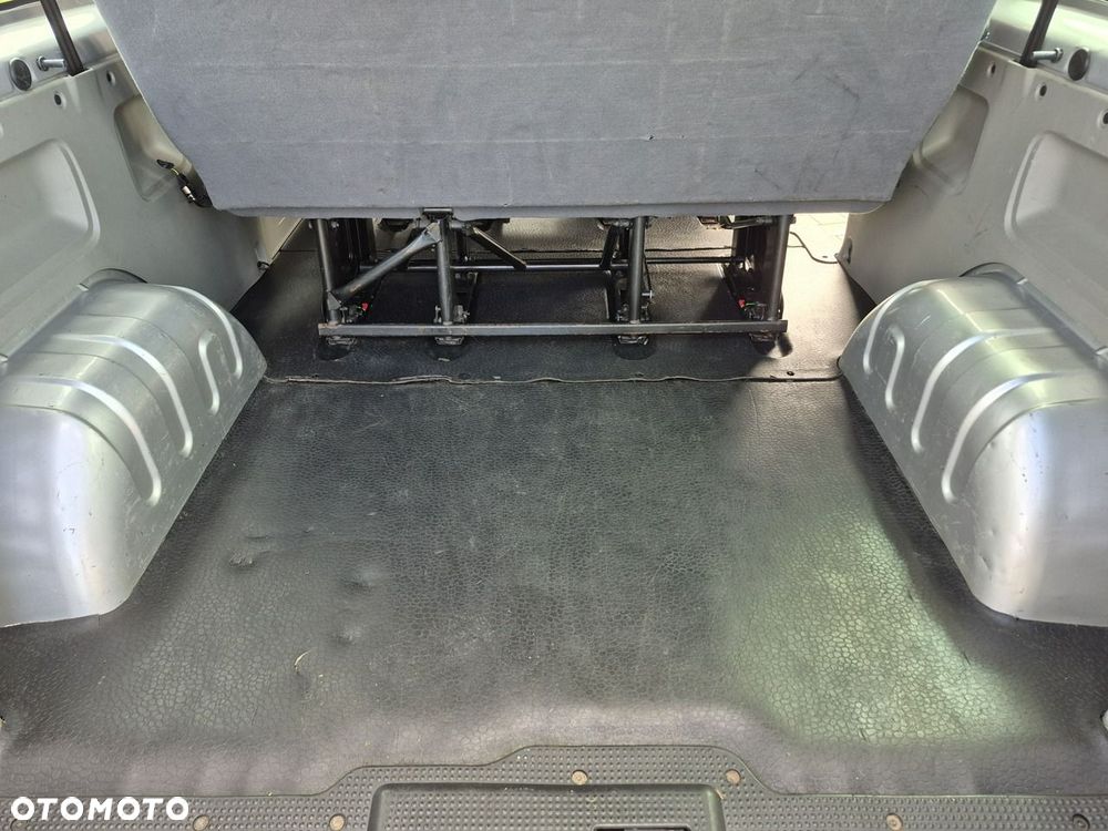 Renault Trafic - 10