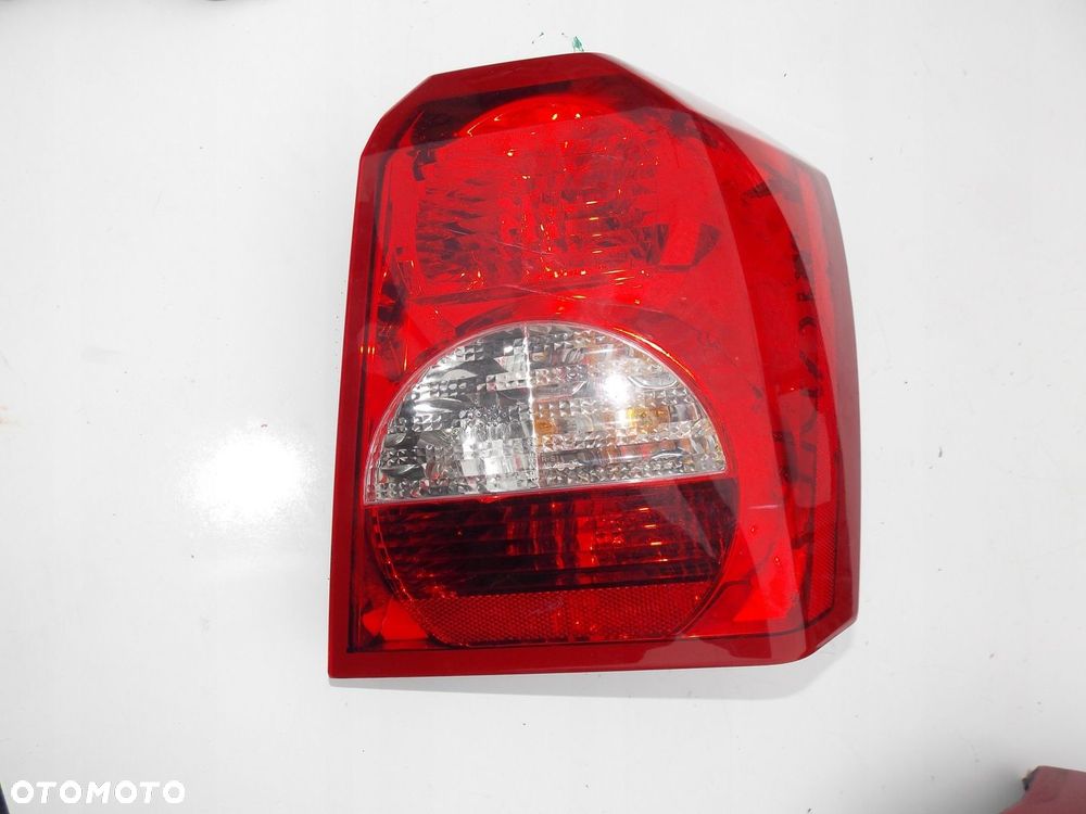 lampa tył tylna dodge caliber prawa - 6