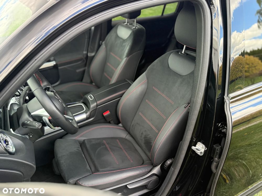 Mercedes-Benz GLB 200 d 8G-DCT AMG Line - 33