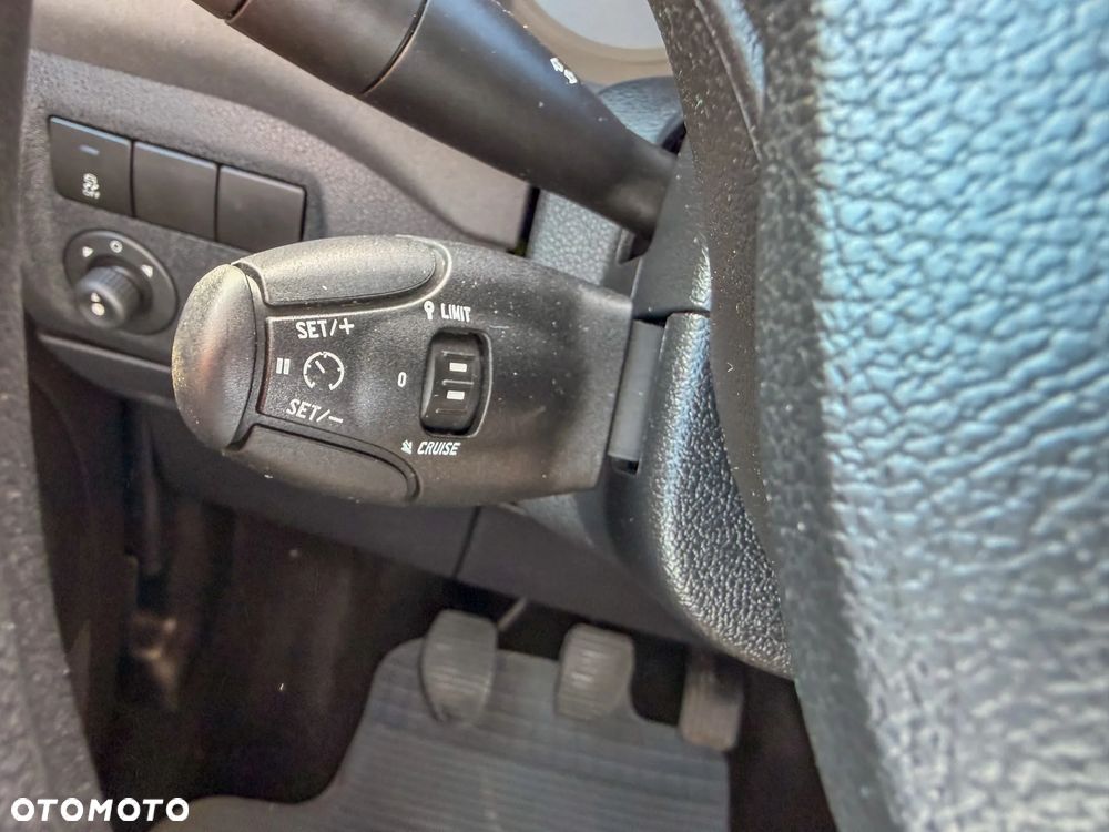 Peugeot Partner 1.6 BlueHDi Active - 16