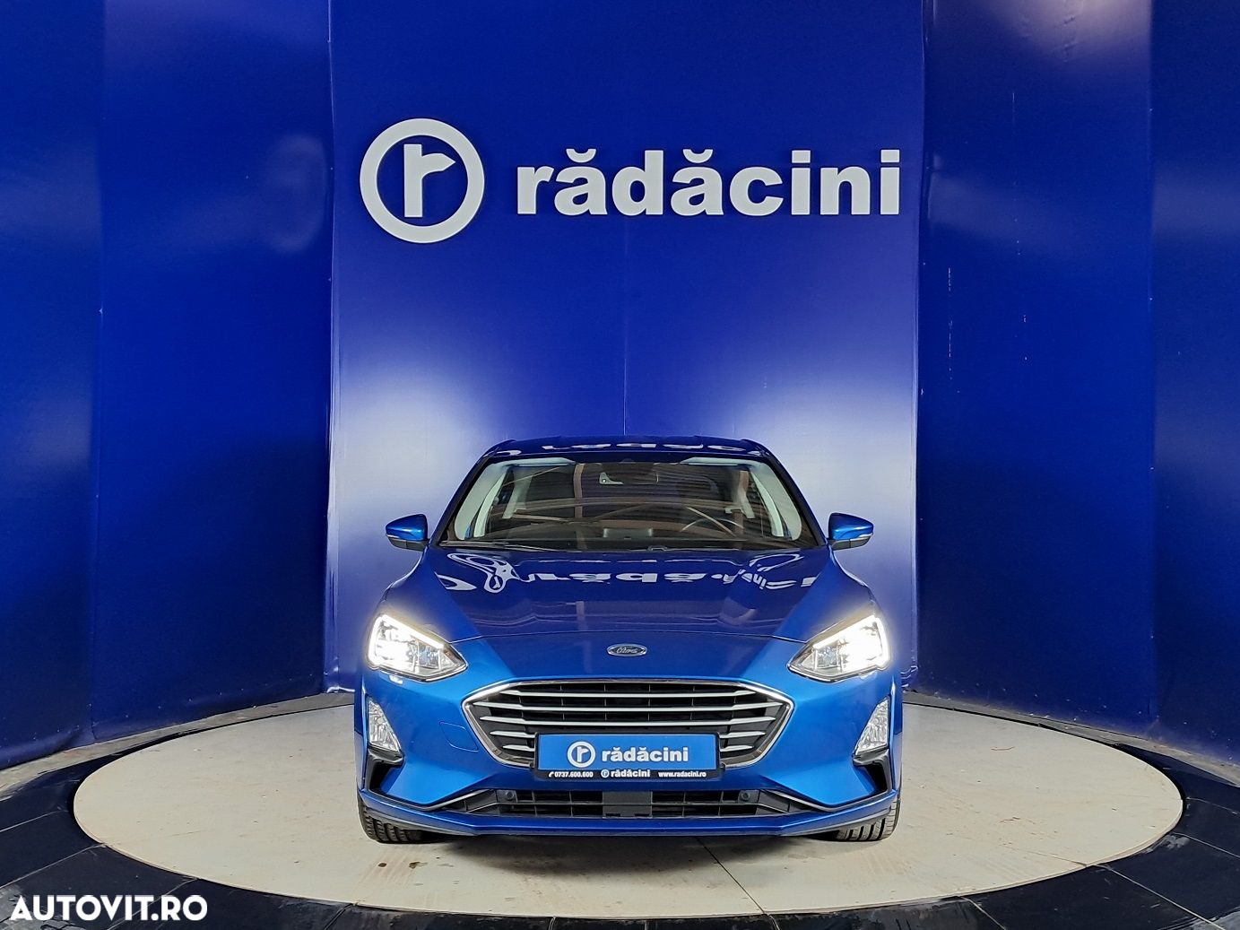 Ford Focus - 8