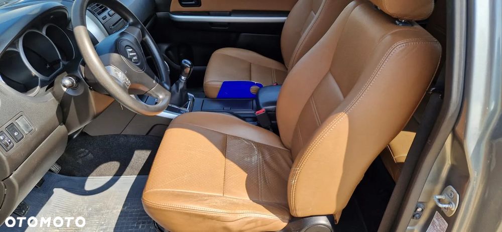 Suzuki Grand Vitara 1.6 Comfort - 9