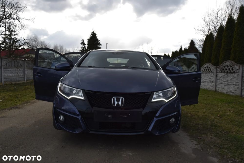 Honda Civic 1.6 i-DTEC Executive Black Edition - 21