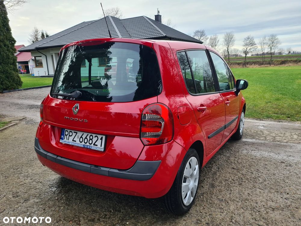 Renault Modus - 10