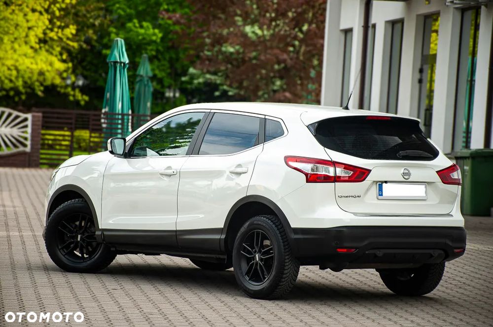 Nissan Qashqai 1.2 DIG-T Xtronic N-Vision - 18