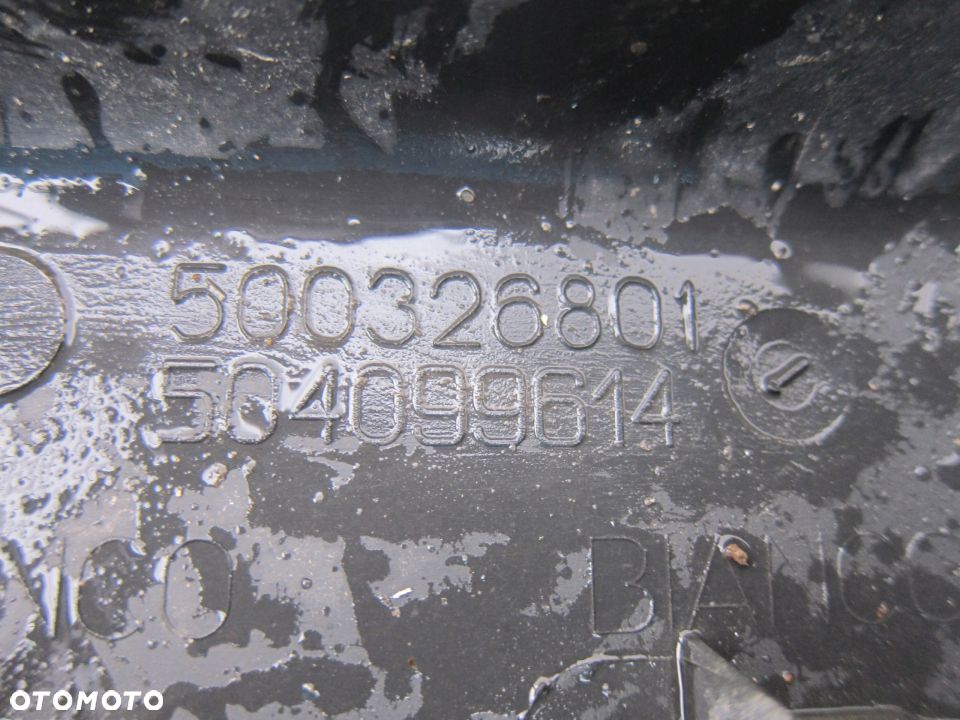 LISTWA BOCZNA KRÓTKA IVECO DAILY 2012R - 2