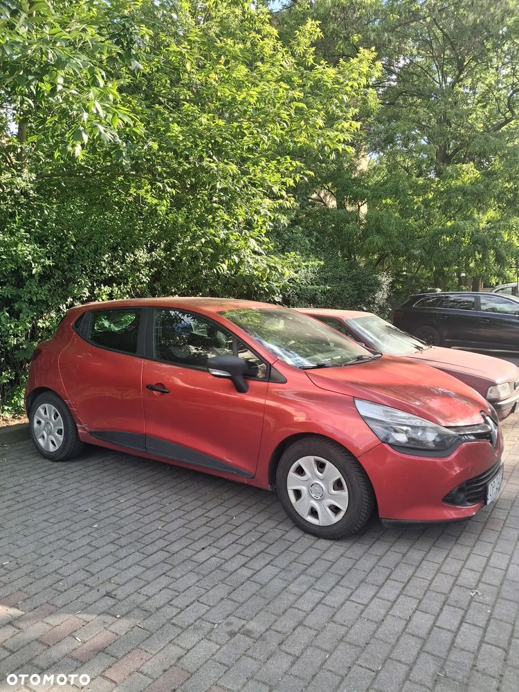 Renault Clio - 2