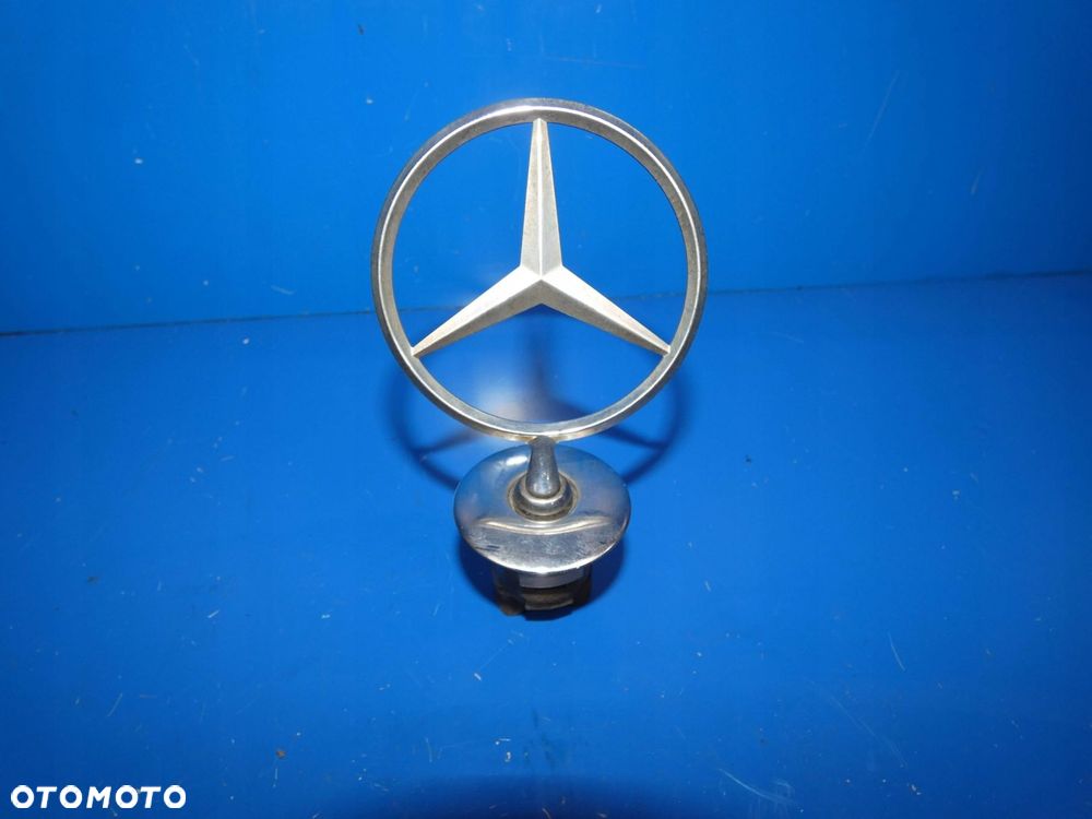 MERCEDES S KLASA W222 EMBLEMAT ZNACZEK GWIAZDA Z MASKI - 1