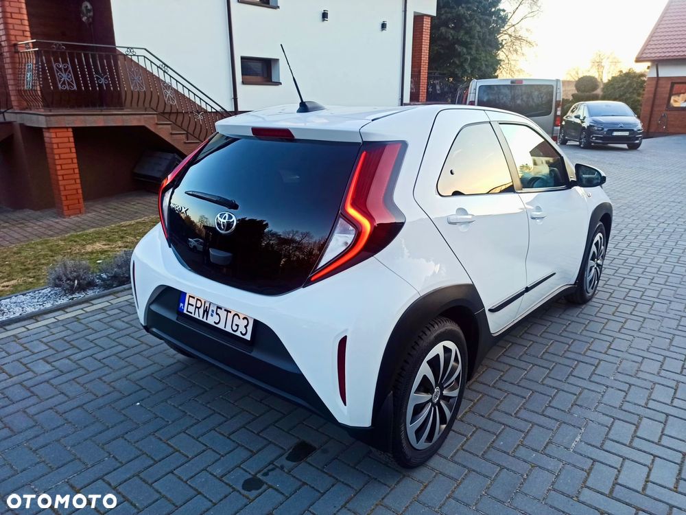 Toyota Aygo X 1.0 VVT-i Executive - 7