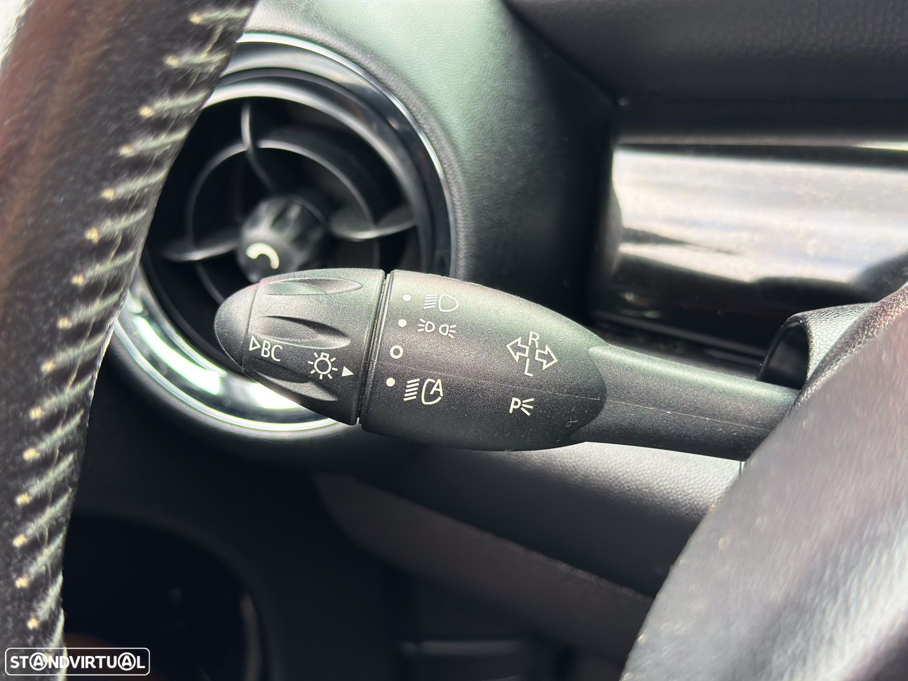 MINI 3 Portas Cooper SD - 17