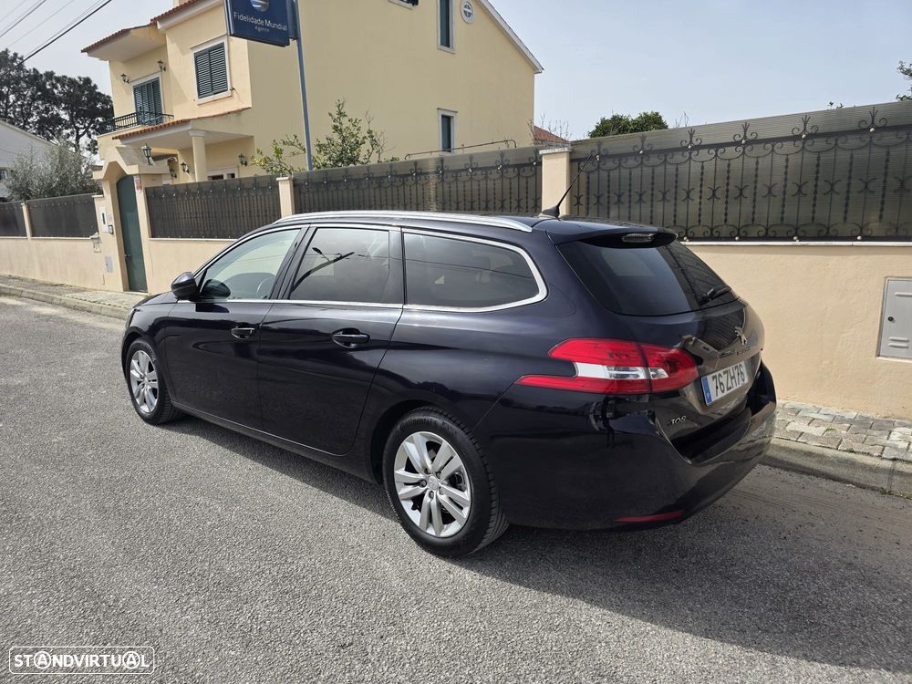 Peugeot 308 SW - 7