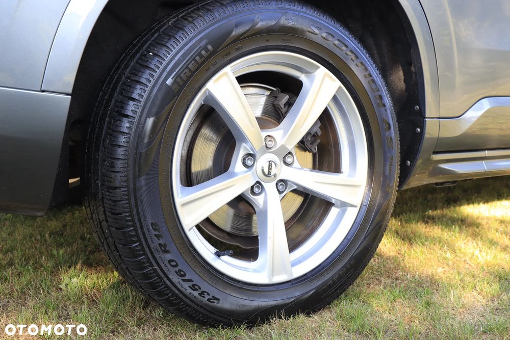 Volvo XC 90 T5 AWD Momentum - 33