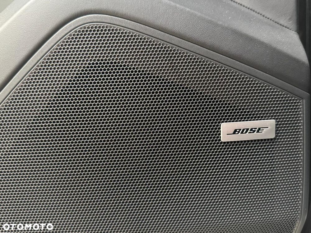 Porsche Cayenne - 14