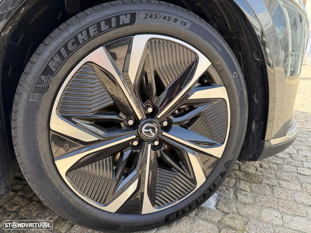Mazda 6e 80 kWh Long Range Takumi - 25