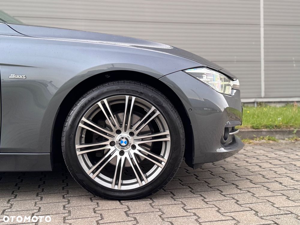 BMW Seria 3 - 17