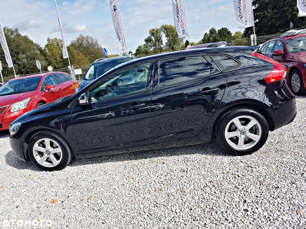 Volvo V40 D3 Kinetic - 25