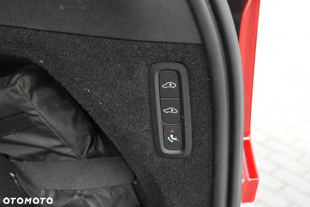 Volvo XC 90 - 39