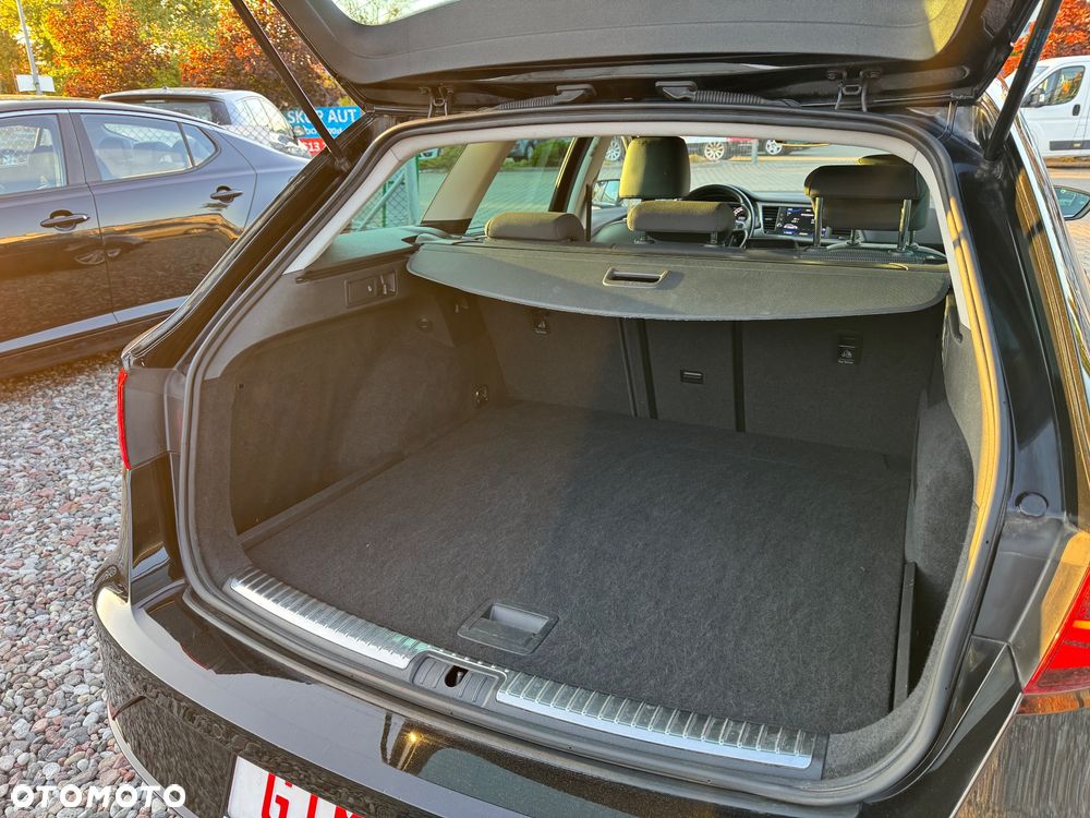 Seat Leon 2.0 TDI DSG Xcellence - 23